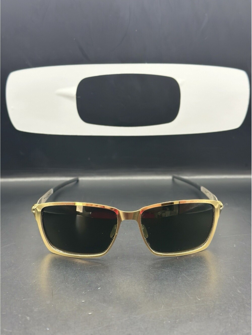 Oakley Tincan Polished Gold/Dark Grey Lenses OO4082-01